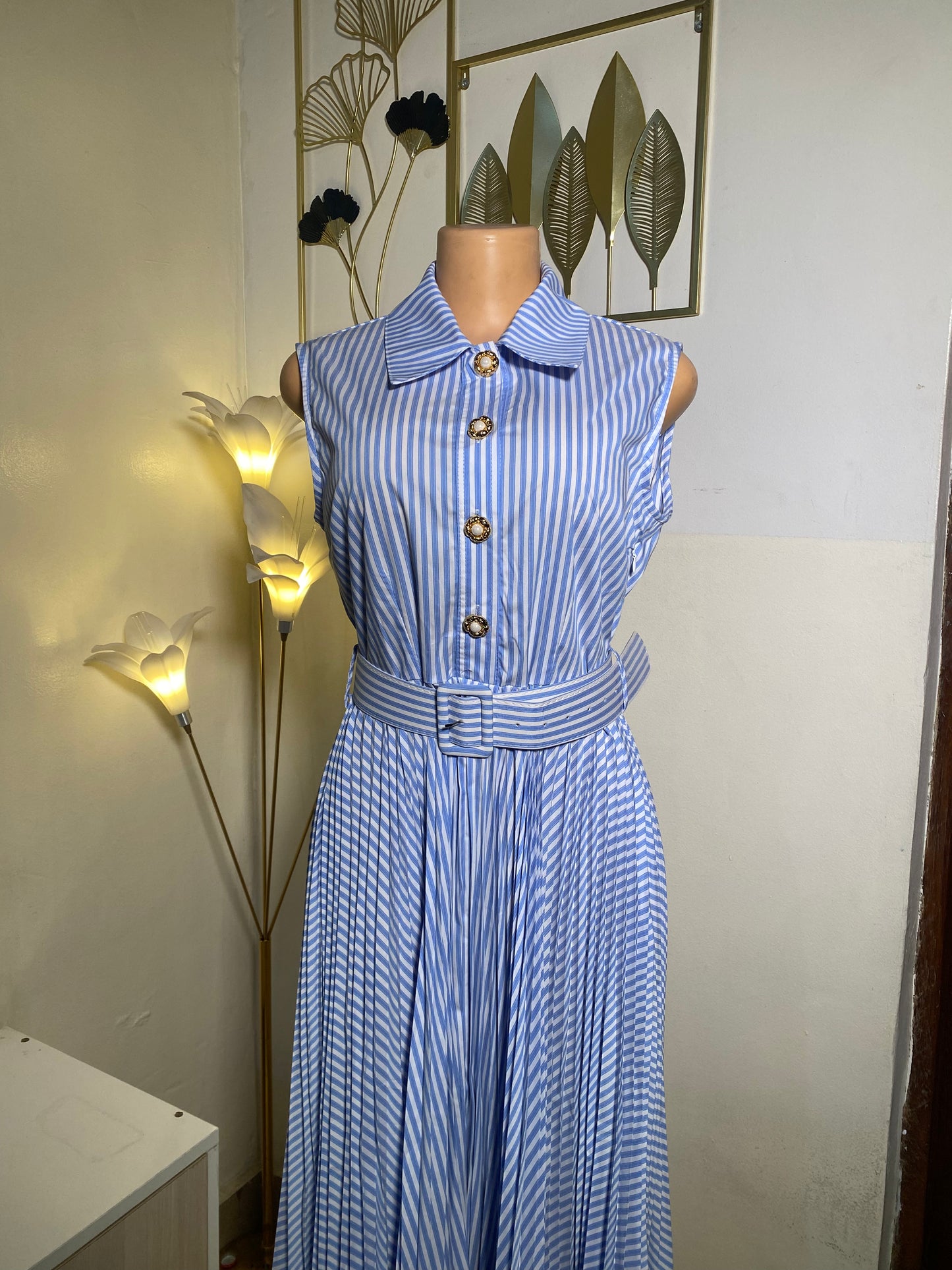 Robe chemise plissés