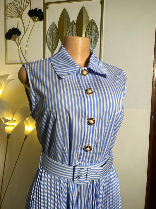 Robe chemise plissés